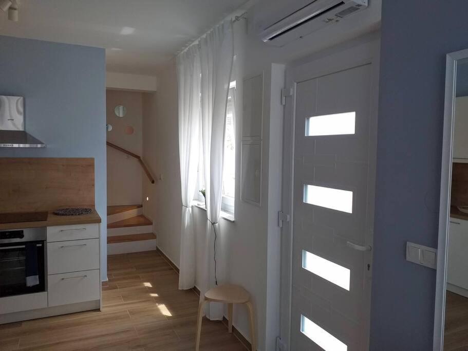 Eva Apartament *
